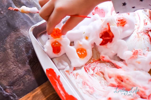 My kindergartener did some really fun sensory process art the other day: Her Sensory Shaving Cream Fall Art allowed for creative expression, worked on her fine motor skills, was a great sensory experience, and was just plain fun! A great activity for toddlers, preschoolers, and up!