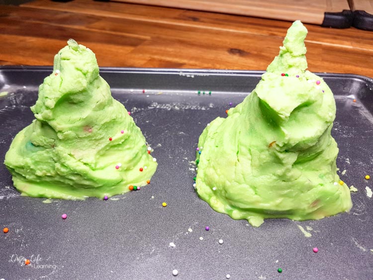Two fizzy Christmas trees