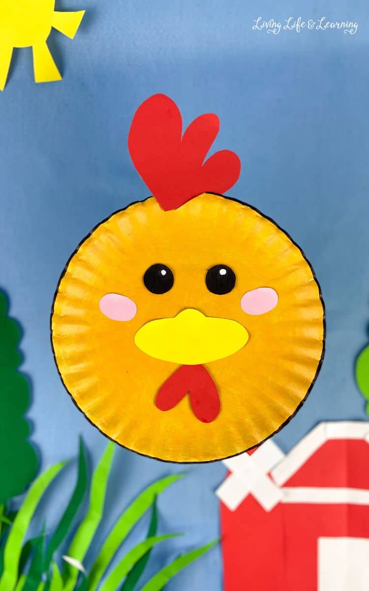 Finished paper plate craft of a chicken